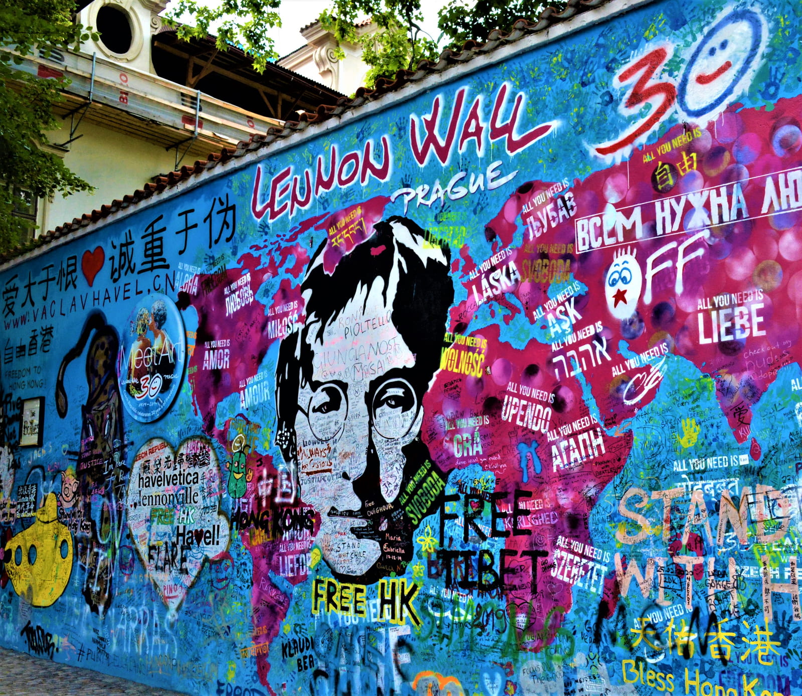 Lennon Wall Prague