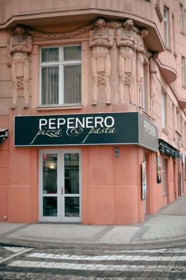 Pepe Nero
